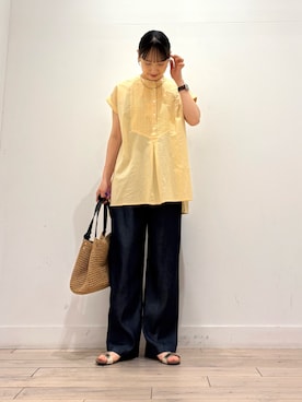 「URBAN RESEARCH Sonny Label（アーバンリサーチサニーレーベル）のエアリーコットンピンタックドレスシャツ（シャツ/ブラウス、イエロー系）」を使った、amiさん（レディース・160cm）の夏コーディネート