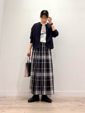「URBAN RESEARCH DOORS（アーバンリサーチドアーズ）の『別注』GOOD ROCK SPEED×DOORS　ロゴサークルTシャツ（Tシャツ/カットソー、ホワイト系）」を使った、amiさん（レディース・160cm）の秋コーディネート