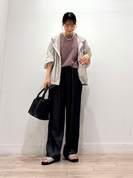「旅行コーデ」｜「アイテム（ジャケット/アウター）」を使った、amiさん（レディース・160cm）の夏コーディネート