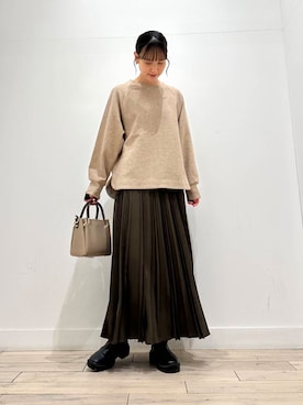 「URBAN RESEARCH DOORS（アーバンリサーチドアーズ）のラグランフレアプルオーバー（Tシャツ/カットソー）」を使った、amiさん（レディース・160cm）の冬コーディネート