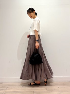 「URBAN RESEARCH DOORS（アーバンリサーチドアーズ）の『別注』GOOD ROCK SPEED×DOORS　ロゴサークルTシャツ（Tシャツ/カットソー、ホワイト系）」を使った、amiさん（レディース・160cm）の夏コーディネート