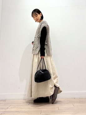 「アイテム（イヤリング）」を使った、amiさん（レディース・160cm）の秋コーディネート