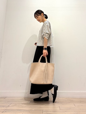 「アイテム（イヤリング）」を使った、amiさん（レディース・160cm）の秋コーディネート