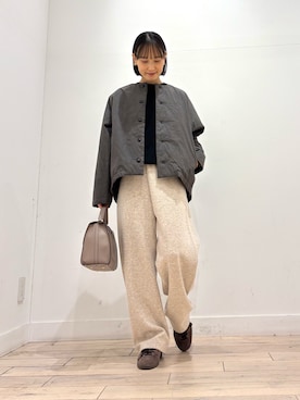 「冬の注目アウター」｜「アイテム（ジャケット/アウター）」を使った、amiさん（レディース・160cm）の秋コーディネート