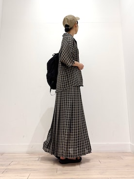 「EKAL（エカル）のパナマライク リラックスチェックシャツ（シャツ/ブラウス、ベージュ系）」を使った、amiさん（レディース・160cm）の夏コーディネート