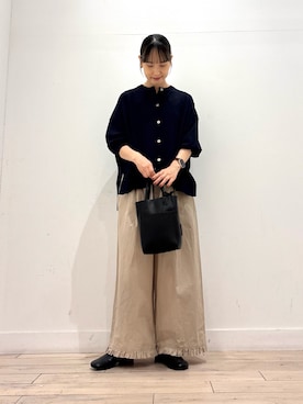 「かぐれ（カグレ）のアイテム（カーディガン/ボレロ）」を使った、amiさん（レディース・160cm）の秋コーディネート