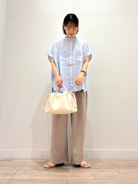 「かぐれ（カグレ）のリネンWポケットフレンチシャツ（シャツ/ブラウス、ブルー系）」を使った、amiさん（レディース・160cm）の春コーディネート