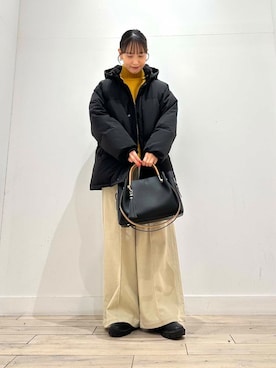 「冬の差し色コーデ」｜amiさん（レディース・160cm）の冬コーディネート