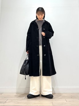 「アイテム（ステンカラーコート）」を使った、amiさん（レディース・160cm）の秋コーディネート