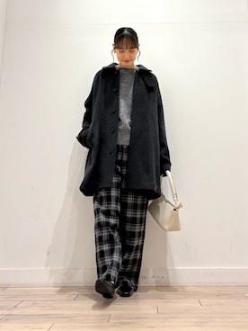 「アイテム（ステンカラーコート）」を使った、amiさん（レディース・160cm・30代）の冬コーディネート