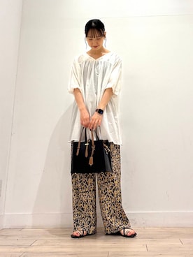 「アイテム（チュニック、ホワイト系）」を使った、amiさん（レディース・160cm）の夏コーディネート