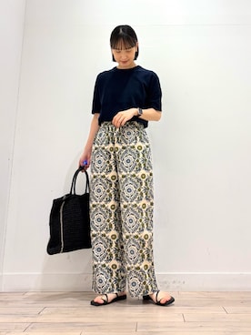 「URBAN RESEARCH DOORS（アーバンリサーチドアーズ）の『UR TECH ひやサラクール』コットンハーフスリーブKNIT（ニット/セーター、ブルー系）」を使った、amiさん（レディース・160cm）の春コーディネート
