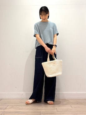 「URBAN RESEARCH DOORS（アーバンリサーチドアーズ）のタックフライスフレンチTシャツ（Tシャツ/カットソー、ブルー系）」を使った、amiさん（レディース・160cm）の春コーディネート