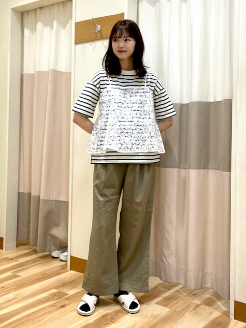 夏にぴったりのレトロスタイルモザイク柄 Hermes\tIndigoサンダル 夏にぴったりのレトロスタイル モザイク柄HermesIndigo サンダル