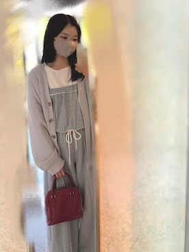 「アイテム（サロペット/オーバーオール、グレー系）」を使った、ハツネさん（レディース・159cm）の秋コーディネート