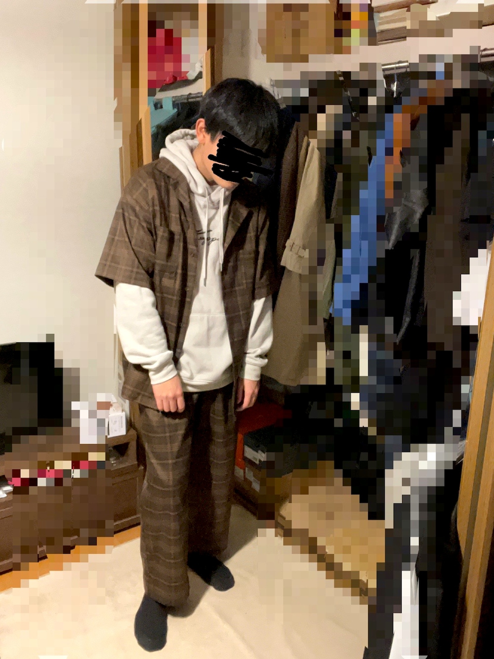 「セットアップ、ストリートコーデ、オーバーサイズ、チェック、ブラウン」｜「ADRERの【ADRER】choco check wide pants（その他パンツ、ブラウン系）」を使った、ヒルネムさん（メンズ・172cm）の冬コーディネートの1枚目の写真