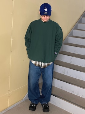 「アイテム（スウェット）」を使った、草彅さん（メンズ・165cm・20代）の秋コーディネート