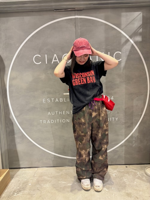 【UNISEX】アシッドウォッシュ加工ロゴTEE