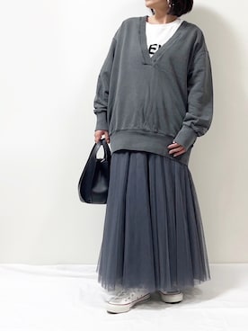 「GEVS.（ジェイヴィス）のアイテム（スウェット）」を使った、ME...さん（レディース・156cm）の春コーディネート