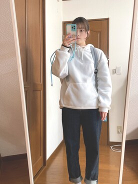 白パーカー のレディース人気ファッションコーディネート Wear