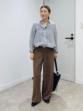 「INDIVI（インディヴィ）の【接触冷感／洗える／2WAY】ドロスト付 シアーシャンブレーシャツ（シャツ/ブラウス、ブルー系）」を使った、kotakiさん（レディース・158cm）の夏コーディネート