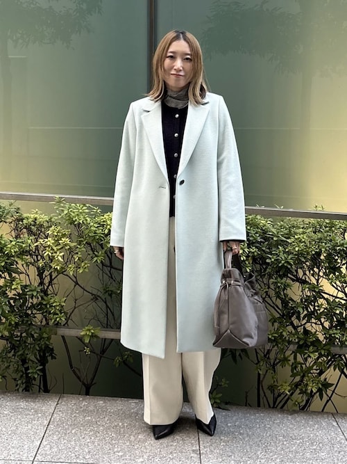 INDIVI OFFICIALkotakiさんのチェスターコートを使ったコーディネート