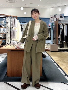 「LOWRYS FARM（ローリーズファーム）のスタイルＵＰクロスカップキャミ　100757（Tシャツ/カットソー、ホワイト系）」を使った、mikuさん（レディース・163cm）の春コーディネート