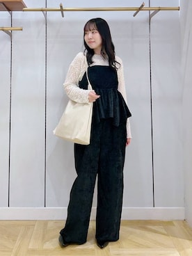 「アイテム（サロペット/オーバーオール）」を使った、mikuさん（レディース・163cm・20代）の秋コーディネート
