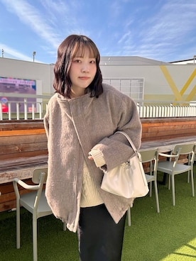 「アイテム（その他アウター、ホワイト系）」を使った、mikuさん（レディース・163cm）の秋コーディネート