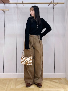 「アイテム（パンツ）」を使った、mikuさん（レディース・163cm・20代）の秋コーディネート