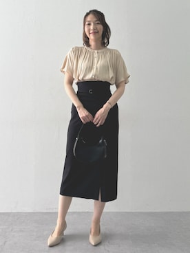 「slattgir（スラットジール）の高身長　ハイパーストレッチIラインベルト付スカート（接触冷感・UVカット）（トールサイズ）（スカート、ブラック系）」を使った、tallmodel(読者モデル) さん（レディース・173cm）の夏コーディネート