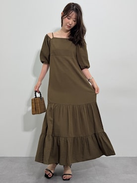 「nissen（ニッセン）の高身長　袖2WAYティアードマキシワンピース（トールサイズ）Essenave（One piece dress、ブラウン系）」を使った、tallmodel(読者モデル) さん（レディース・175cm）の夏コーディネート