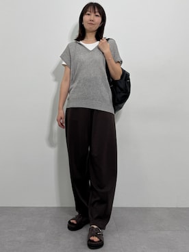 「nissen（ニッセン）の高身長　ドライタッチニットフードプルオーバー（トールサイズ）Essenave（Knitwear、ベージュ系）」を使った、tallmodel(読者モデル) さん（レディース・175cm）の夏コーディネート