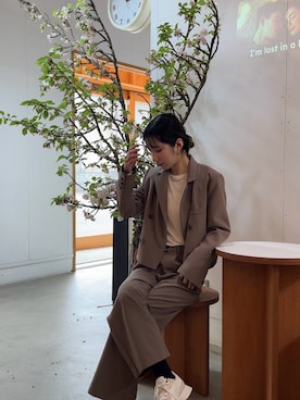 「D HOLICのアイテム（ジャケット/アウター、ブラウン系）」を使った、Chiiさん（レディース・155cm）の春コーディネート