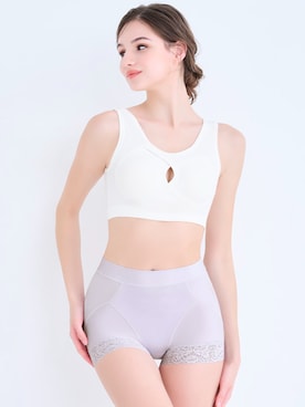 「アイテム（ショーツ）」を使った、ブラデリスニューヨーク / NuBraさん（レディース・163cm）の冬コーディネート