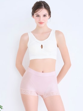 ブラデリスニューヨーク / NuBraさんのコーディネート