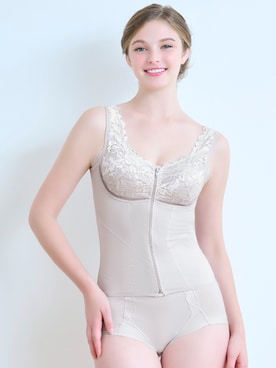 「アイテム（アンダーウェア）」を使った、ブラデリスニューヨーク / NuBraさん（レディース・163cm）の秋コーディネート