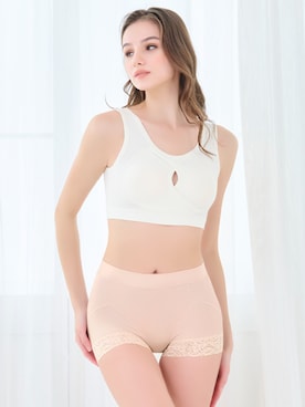 ブラデリスニューヨーク / NuBraさんのコーディネート