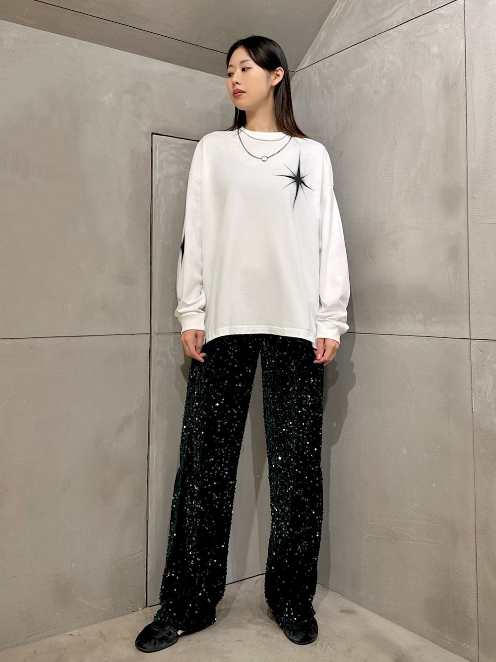 KAWASAKIさんの「Shiny House Long Sleeve T（PAMEO POSE）」を使ったコーディネートの1枚目の写真