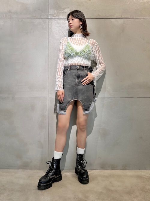 PAMEO POSEKAWASAKIさんのデニムスカートを使ったコーディネート