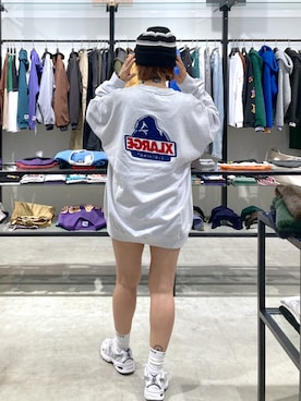「ストリート女子」｜「アイテム（キャップ）」を使った、沼田亜樹さん（レディース・156cm）の冬コーディネート