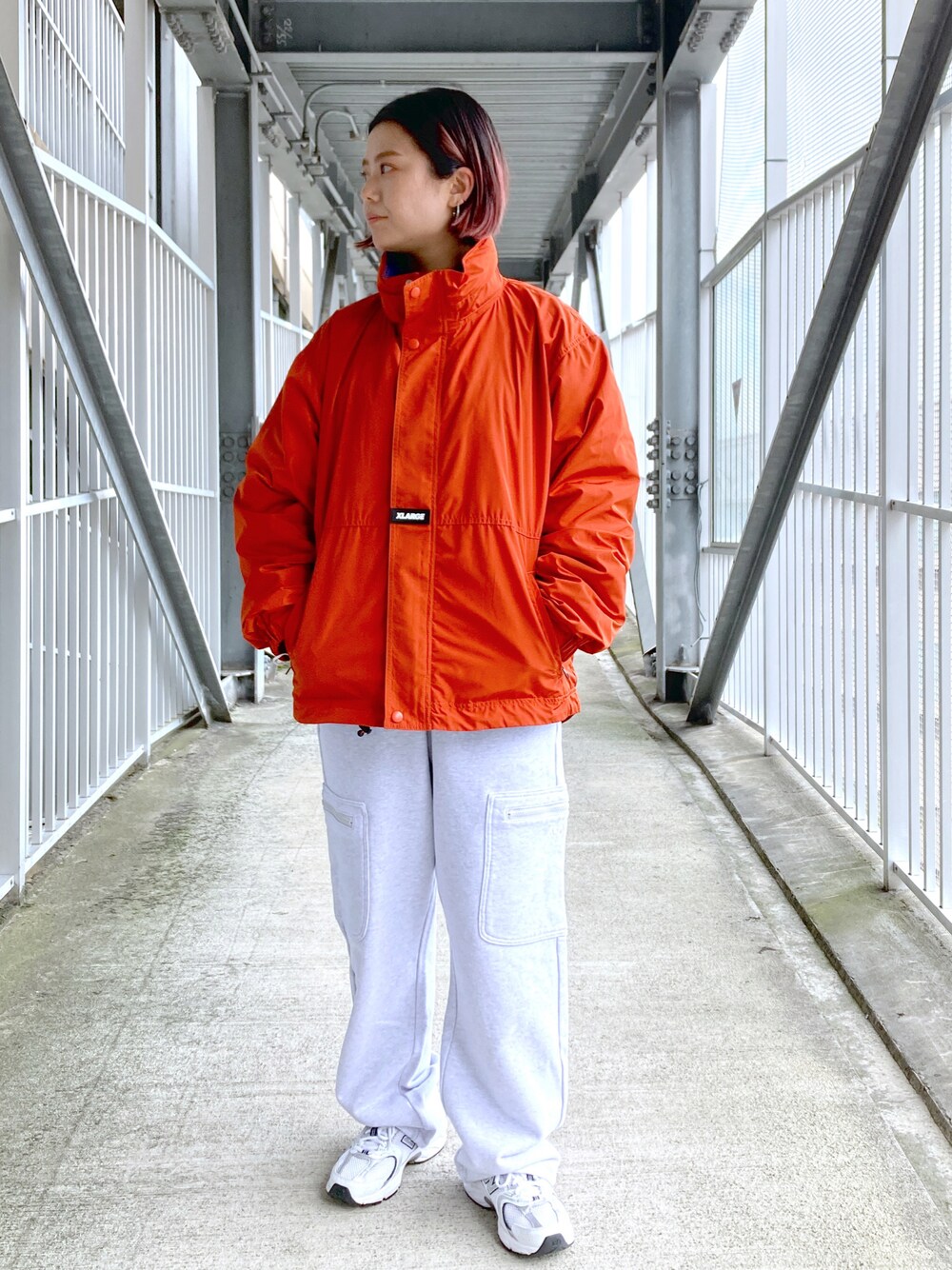 「秋服、カジュアルコーデ、オトナ女子、XLARGE、スニーカー、いいね、save、フォローお願いします🤑、低身長女子、低身長コーデ、楽チンコーデ」｜「XLARGEのACTIVE JACKET（その他アウター、オレンジ系）」を使った、沼田亜樹さん（レディース・156cm）の秋コーディネートの1枚目の写真