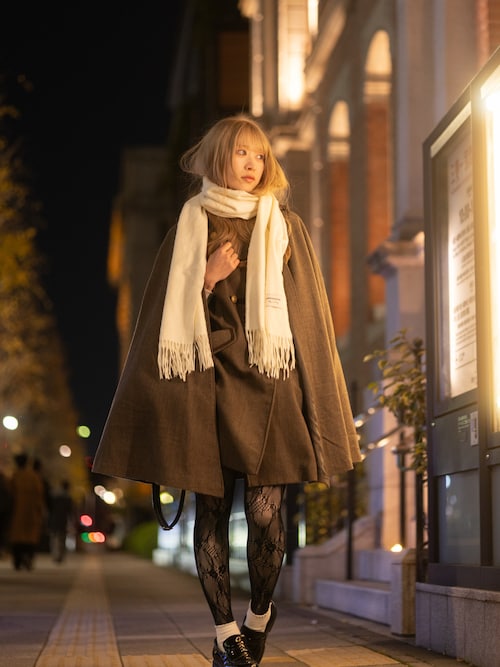 axes femme（アクシーズファム）の「ナポレオンマント風コート