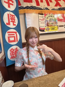 篠崎かりんさんのコーディネート