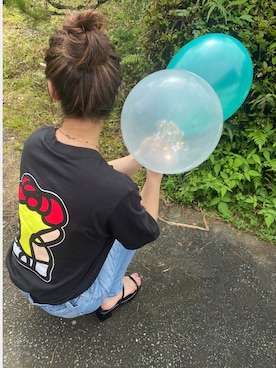 「adidas（アディダス）のアイテム（Tシャツ/カットソー、ブラック系）」を使った、shiori7637さん（レディース）の夏コーディネート