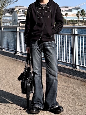 「HARE（ハレ）のアイテム（トップス）」を使った、ひろさん（メンズ・176cm）の冬コーディネート