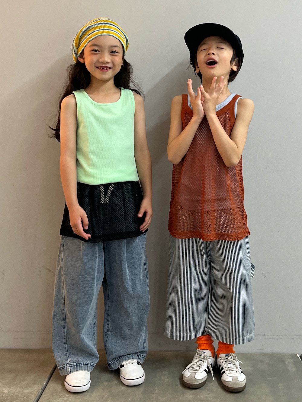 「姉妹コーデ、兄妹コーデ、兄妹、兄妹リンクコーデ、リンクコーデ、夏コーデ、夏服、夏服コーデ、男の子、男の子コーデ、男の子ファッション、キッズコーデ、キッズファッション、小学生、小学生コーデ」｜「CIAOPANIC TYPYの【KIDS】メッシュレイヤードリブタンクトップ（タンクトップ、ブラウン系）」を使った、sakusakuuuunさん（キッズ・122cm）の夏コーディネートの1枚目の写真