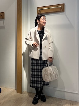 「アイテム（テーラードジャケット、ホワイト系）」を使った、daimonさん（レディース・154cm）の冬コーディネート