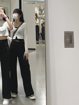 「H&M（エイチ・アンド・エム）のアイテム（ニット/セーター、ホワイト系）」を使った、j42m1neさん（レディース・158cm）の秋コーディネート