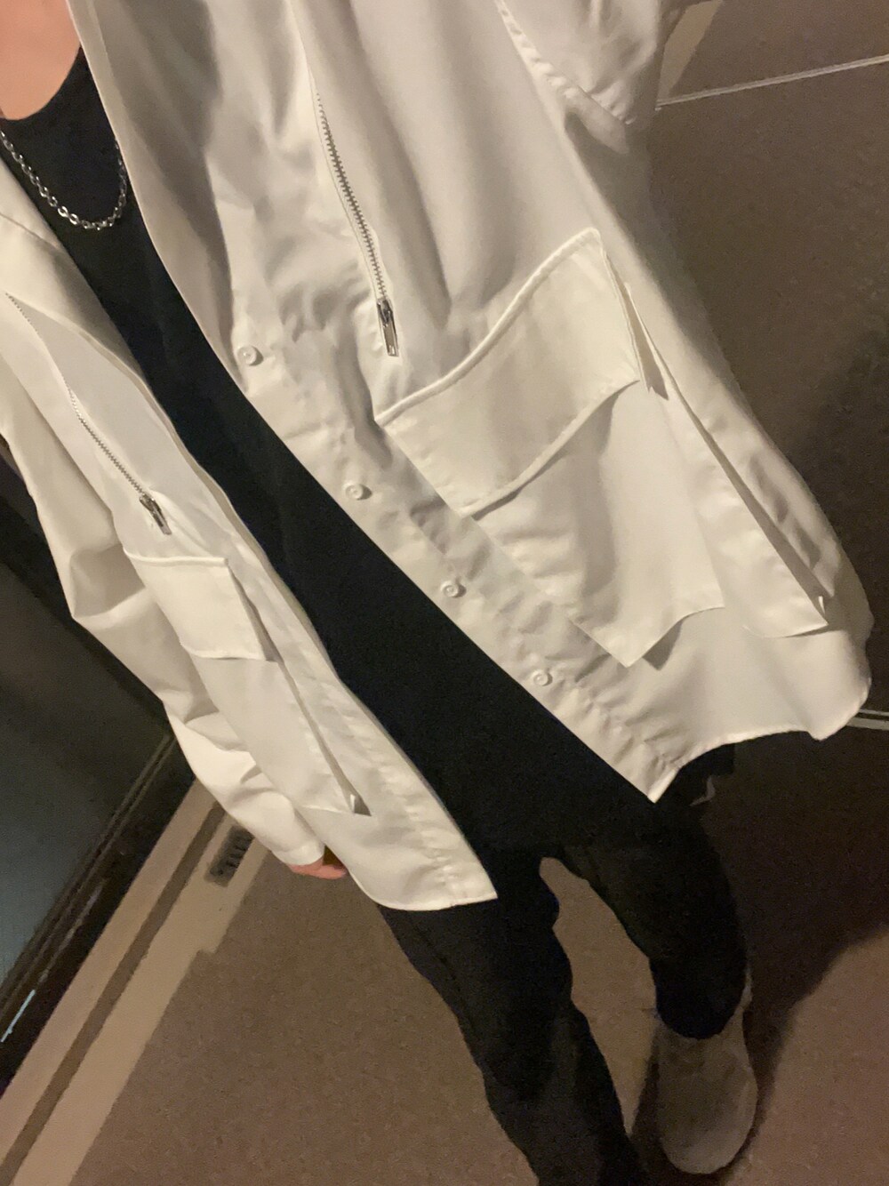 「春夏コーデ、休日スタイル、ミリタリー、服好きな人と繋がりたい、adrer、ADRER、ADRERしか勝たん」｜「ADRERのmilitary flyfront shirt jacket/ミリタリーフライフロントシャツジャケット（その他アウター、ホワイト系）」を使った、y氏さん（メンズ・168cm）の春コーディネートの1枚目の写真